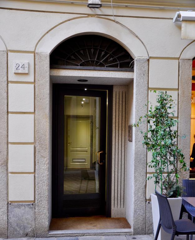 Charming Como - Apartment Downtown In The Pedestrian Area With 2 Double Bedrooms And 2 Complete Bathrooms A Spacious Living Room And Full Equipped Kitchen 外观 照片